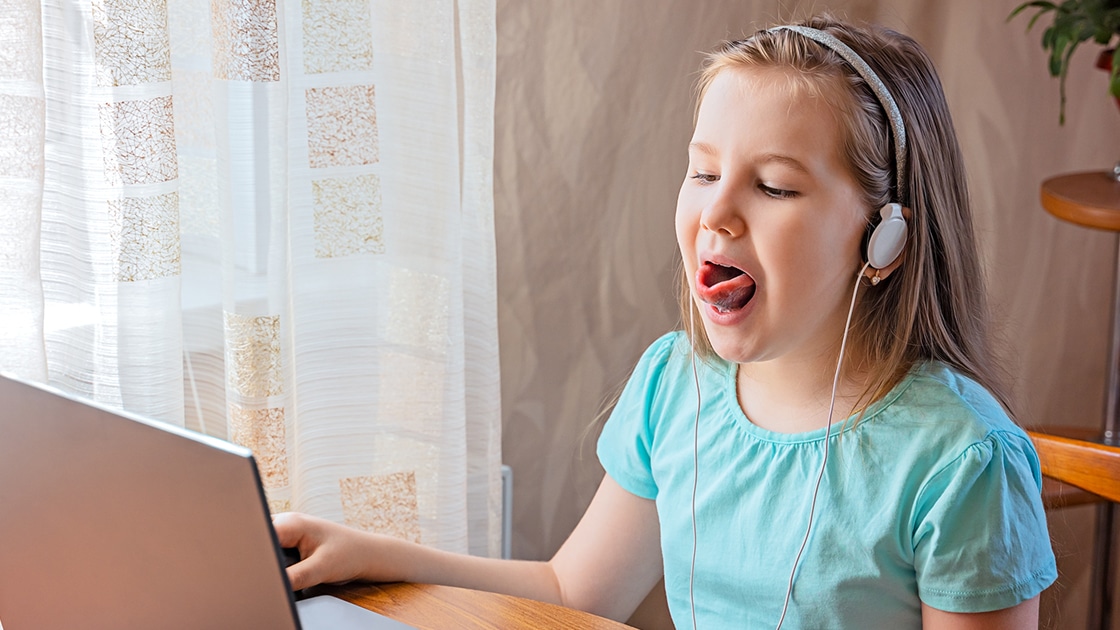 Child in omt therapy